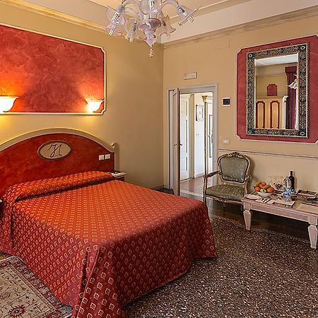 Antica Residenza D'Azeglio Room&Breakfast Di Charme Μπολόνια Εξωτερικό φωτογραφία