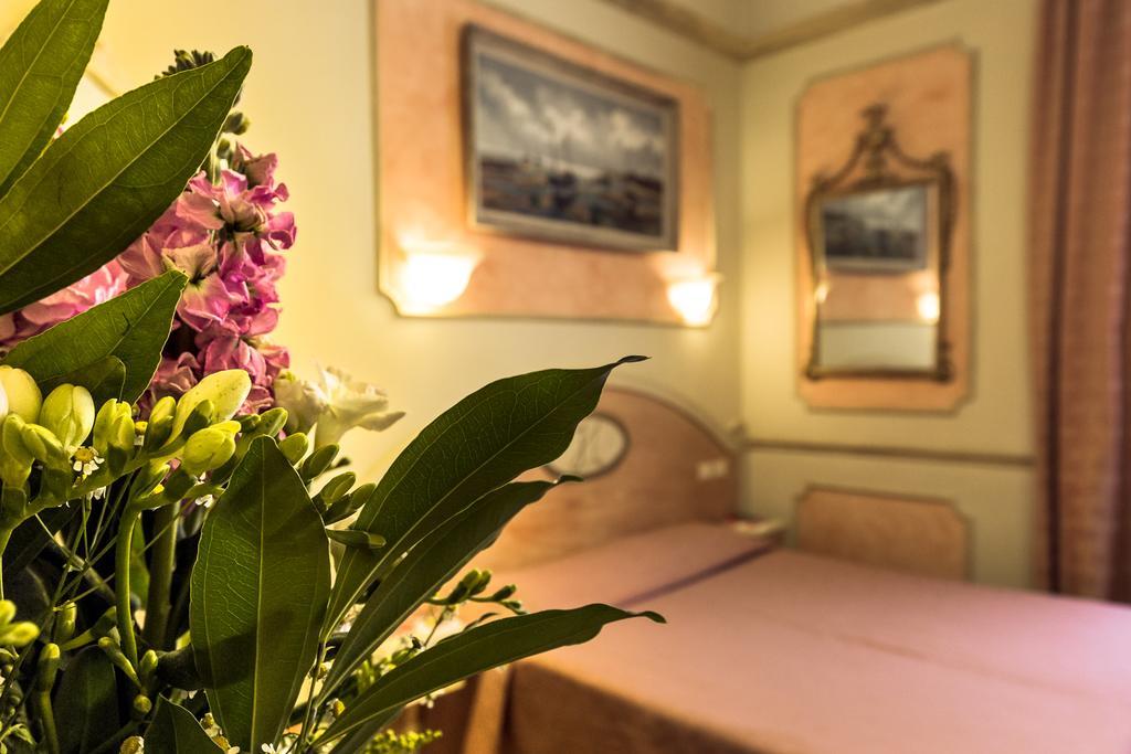 Antica Residenza D'Azeglio Room&Breakfast Di Charme Μπολόνια Εξωτερικό φωτογραφία