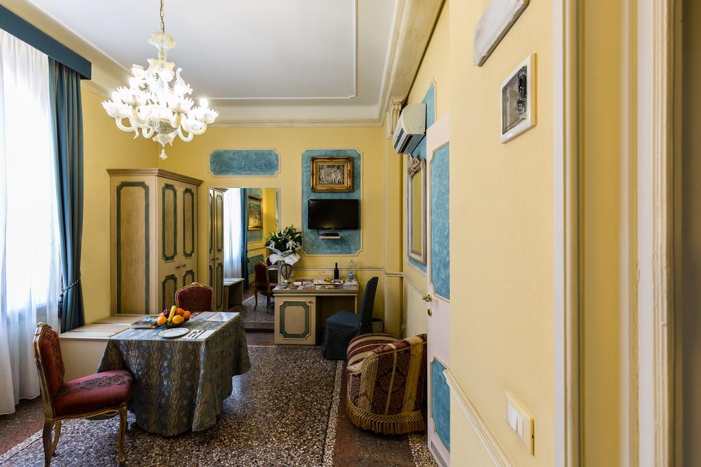 Antica Residenza D'Azeglio Room&Breakfast Di Charme Μπολόνια Εξωτερικό φωτογραφία
